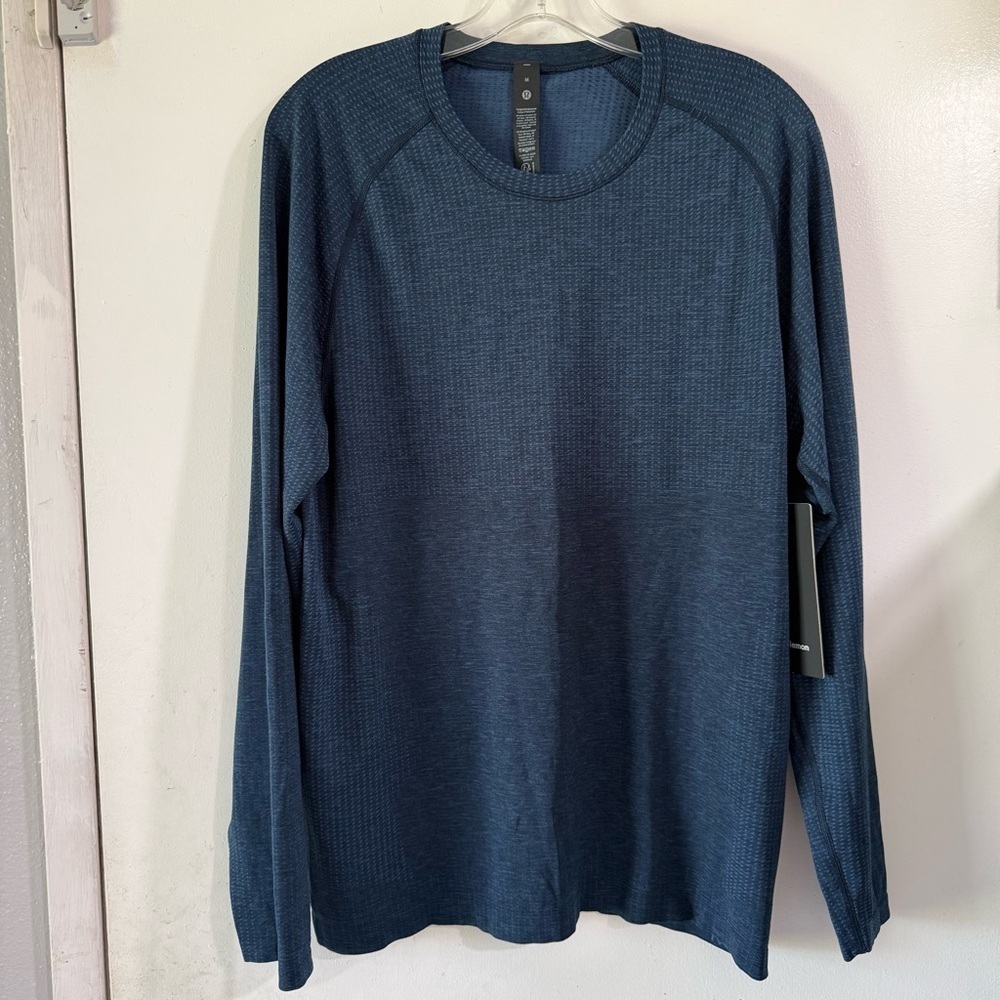 Lululemon Metal Vent Tech Long Sleeve